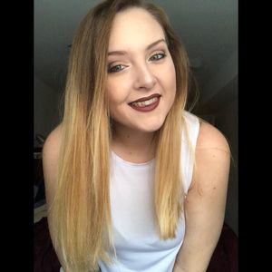 Meet your Posher, Stephanie